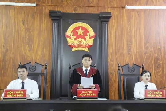 Mua ma túy về sử dụng và bán kiếm lời