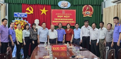 Kỷ niệm 32 năm thành lập VKSND huyện Mang Thít