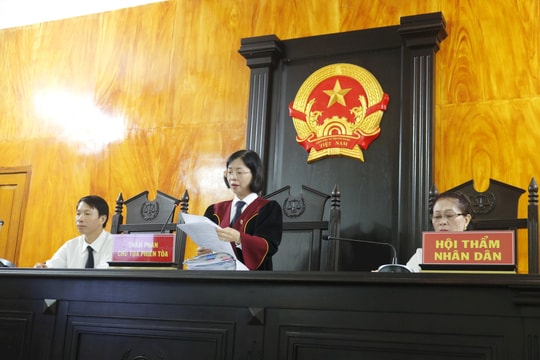 Tòa án TP Móng Cái tổ chức phiên tòa dân sự về tranh chấp quyền sử dụng đất