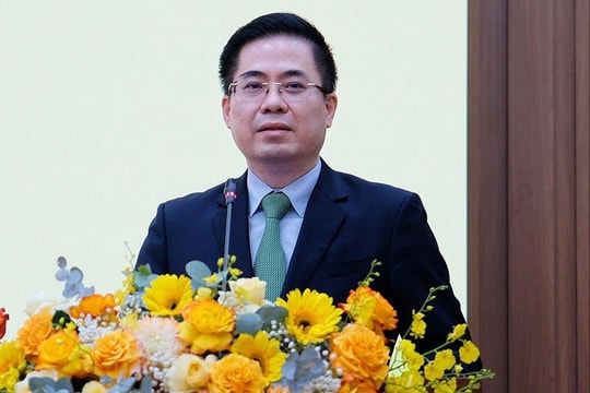 Ông Nguyễn Hoàng Giang được bầu làm Chủ tịch UBND tỉnh Quảng Ngãi