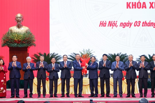 Tổng Bí thư, Chủ tịch nước Trung Quốc Tập Cận Bình chúc mừng Tổng Bí thư, Chủ tịch nước Tô Lâm