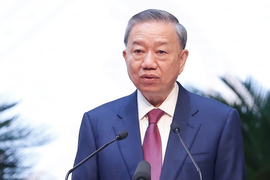 Chủ tịch Đảng Nhân dân Campuchia Hun Sen chúc mừng Tổng Bí thư, Chủ tịch nước Tô Lâm