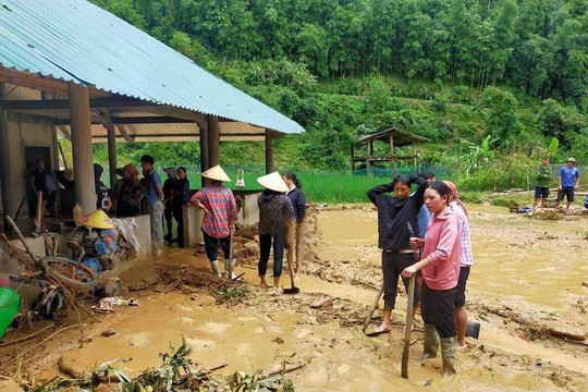 Mưa to gây lở đất ở Hà Giang làm 1 người tử vong, 2 người bị thương