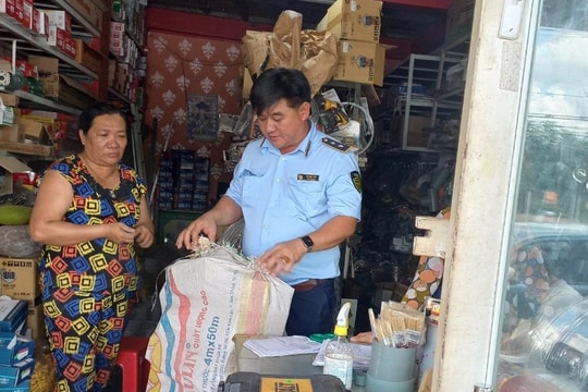 Tây Ninh tăng cường đấu tranh phòng, chống buôn lậu, gian lận thương mại