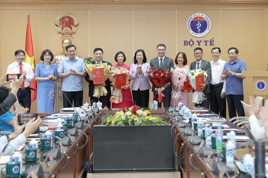 Bộ Y tế bổ nhiệm, bổ nhiệm lại nhiều lãnh đạo Vụ, Cục
