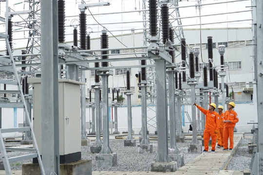 Tổng điện năng sản xuất và nhập khẩu đạt hơn 174.000 tỷ kWh