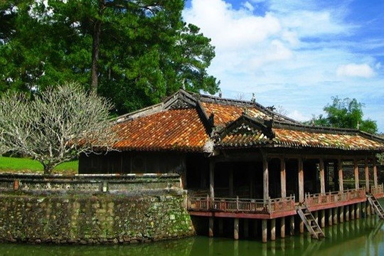 Đầu tư gần 100 tỷ đồng tu bổ, phục hồi Di tích lăng vua Tự Đức