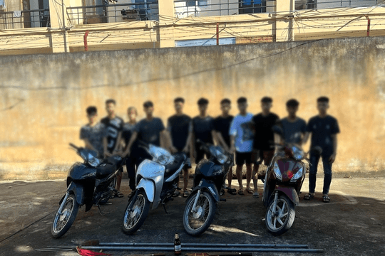 Cha mẹ cần làm gì để con không bị bạn xấu lôi kéo?