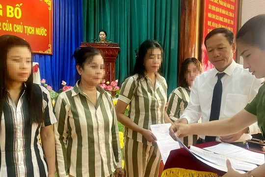 Tòa án lập hồ sơ đề nghị đặc xá trong trường hợp đặc biệt có yêu cầu đối nội, đối ngoại