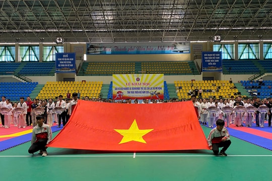 Khai mạc giải Karate và Taekwondo trẻ mở rộng tỉnh Thừa Thiên Huế