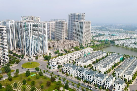 Nhiều dự báo giá chung cư tiếp tục tăng cao