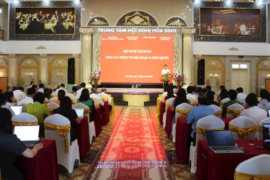 Tập huấn công tác thông tin đối ngoại và nhân quyền năm 2024