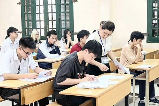 Báo động tỷ lệ chọn môn xã hội của học sinh