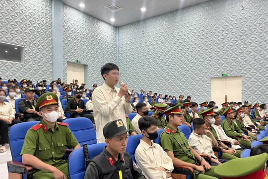 Tổ chức nào đã ký hợp đồng với Công ty Pháp Việt?