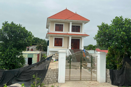Cưỡng chế biệt thự 3 tầng xây trái phép trên đất nông nghiệp