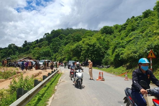 Lai Châu: Sạt lở đất đá làm 1 người đi đường tử vong