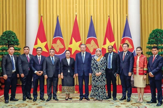 ASEAN: Hành trình gắn kết và tự cường khu vực