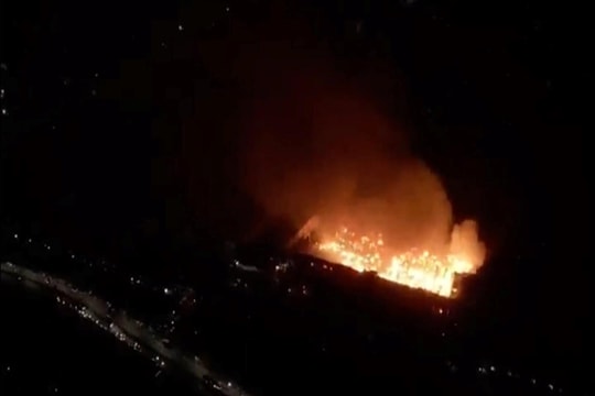 [VIDEO] Cháy lớn tại công ty sản xuất đồ gỗ ở Đồng Nai