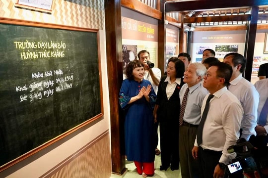 Khánh thành Di tích lịch sử quốc gia Địa điểm Trường dạy làm báo Huỳnh Thúc Kháng