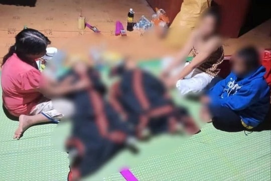 Hai chị em ruột đuối nước thương tâm