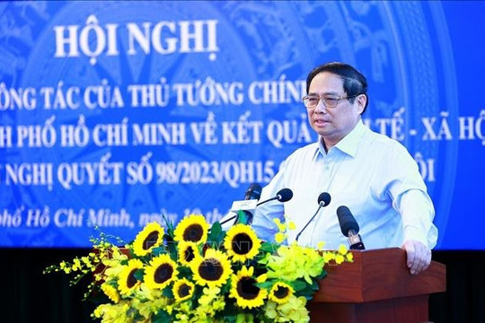 Thủ tướng làm việc với lãnh đạo TP Hồ Chí Minh