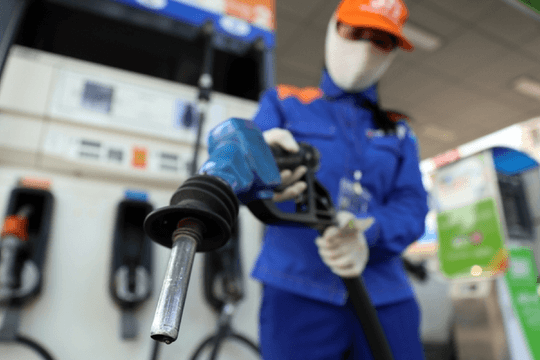 Nhiều doanh nghiệp xăng dầu vi phạm quy định thương mại