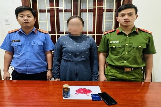 Bắt đối tượng chuyên bán lẻ ma túy cho con nghiện
