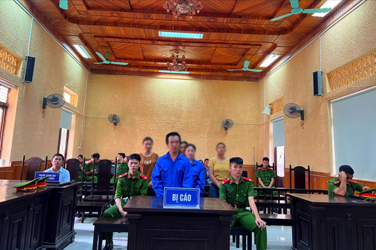 Nhóm đối tượng lĩnh án vì buôn bán cá thể Gấu chó