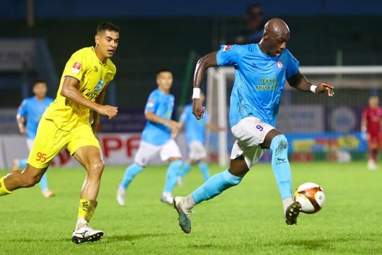 FIFA ra lệnh cấm với một câu lạc bộ của V-League