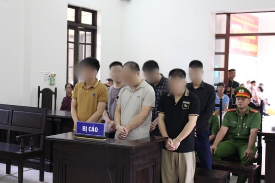 Sử dụng trái phép chất ma túy trong quán karaoke