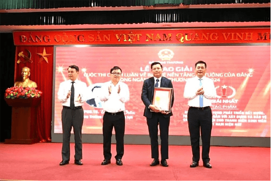 PGS.TS Đinh Văn Châu đoạt giải Nhất Cuộc thi bảo vệ nền tảng tư tưởng của Đảng