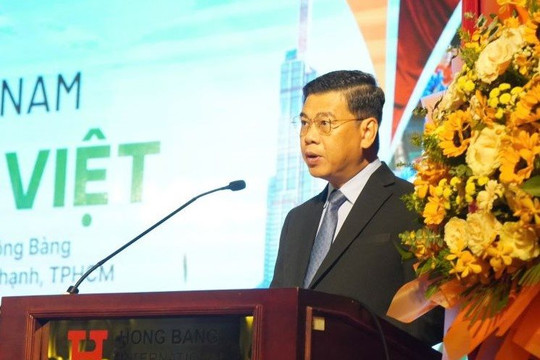 Khai mạc diễn đàn Việt Nam: "Thời Khắc Việt"