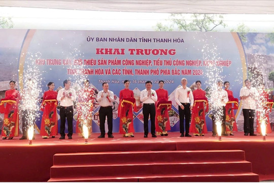 82 gian hàng các sản phẩm tiêu biểu của các tỉnh, thành phố khu vực phía Bắc hội tụ tại Thanh Hóa