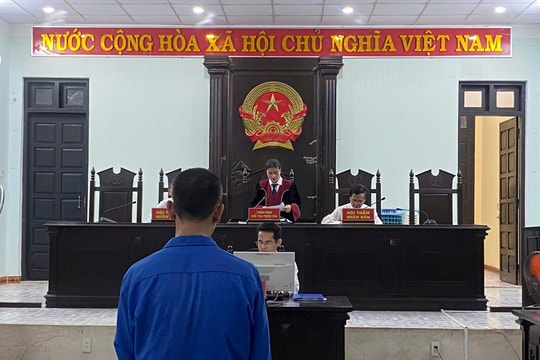 Nhiều lần gây rối, làm hư hỏng tài sản tại trụ sở cơ quan Nhà nước