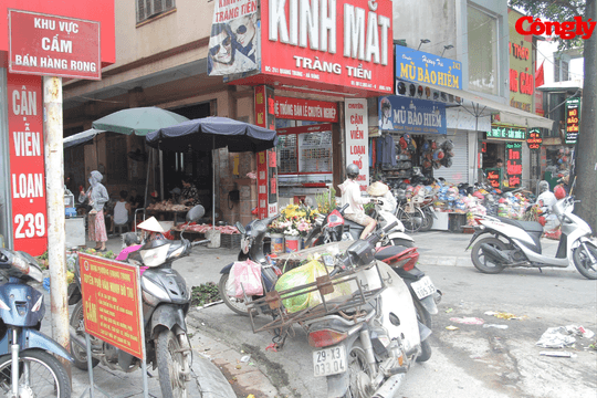 Quận Hà Đông (Hà Nội): Tồn tại "chợ cóc" chưa được xử lý