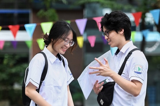 Công bố điểm chuẩn hàng loạt trường đại học