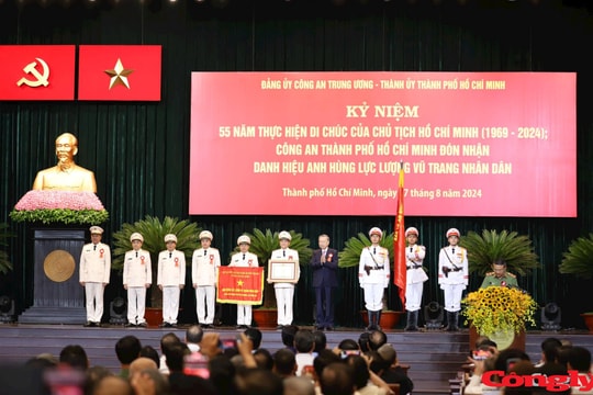 Tổng Bí thư, Chủ tịch nước Tô Lâm trao tặng danh hiệu AHLLVTND cho Công an TP.HCM