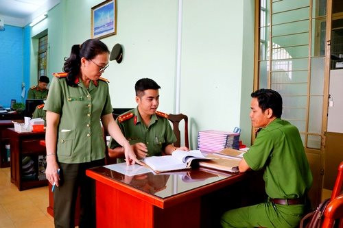 Người đội trưởng gương mẫu