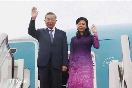 Tổng Bí thư, Chủ tịch nước Tô Lâm và Phu nhân bắt đầu chuyến thăm Trung Quốc