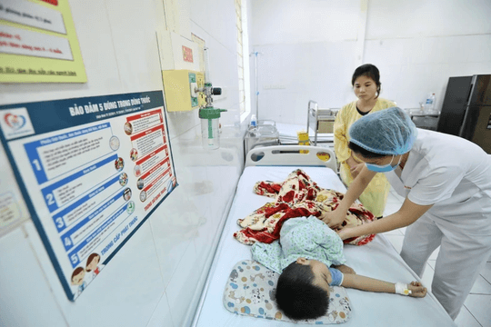 Hà Nội ghi nhận 2.050 ca mắc sốt xuất huyết