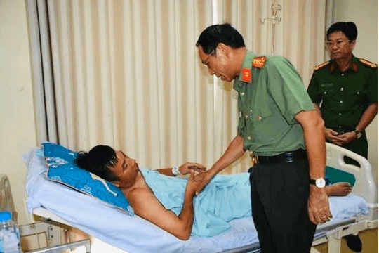 Bắt đối tượng chém trọng thương Thiếu tá Công an