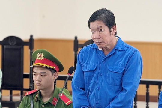 8 năm tù cho Chấp hành viên tham ô