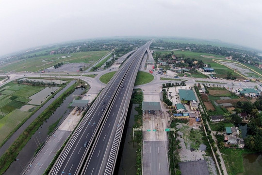 Hoàn thành mục tiêu 3.000 km cao tốc vào cuối năm 2025