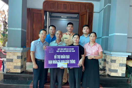 Quỹ Bảo hiểm xe cơ giới hỗ trợ gia đình nạn nhân tử vong tại Hà Tĩnh