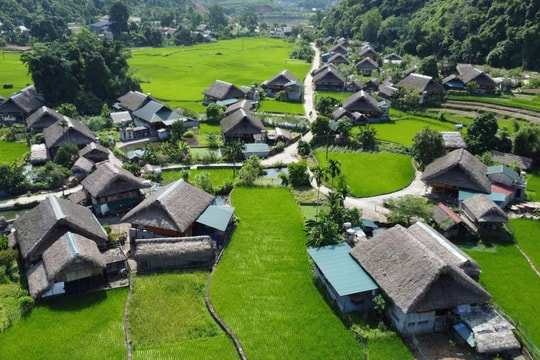 Khám phá ngôi làng yên bình của người Tày ở Hà Giang
