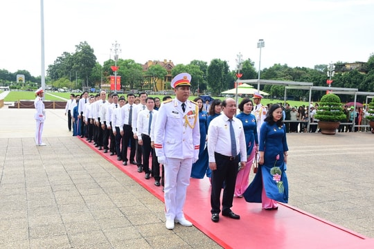 TAND TP Hà Nội dâng hương kỷ niệm 55 năm ngày mất của Chủ tịch Hồ Chí Minh