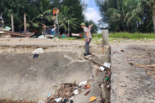 Công bố tình huống khẩn cấp sạt lở, xâm thực bờ biển ở Hoằng Hóa