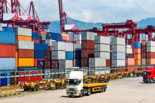 Việt Nam đã xuất siêu 15,49 tỷ USD