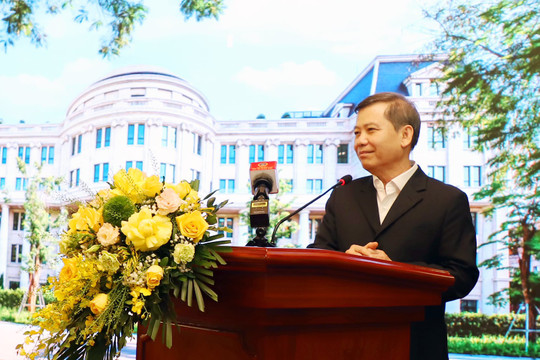 Bí thư Trung ương Đảng, Chánh án TANDTC Lê Minh Trí: Sẽ cùng tập thể Ban cán sự Đảng, Lãnh đạo TANDTC xây dựng hệ thống TAND xứng đáng với niềm tin của Đảng, Quốc hội và Nhân dân