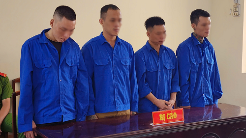 Cướp tài sản và bắt giữ người trái pháp luật, 4 đối tượng lĩnh án